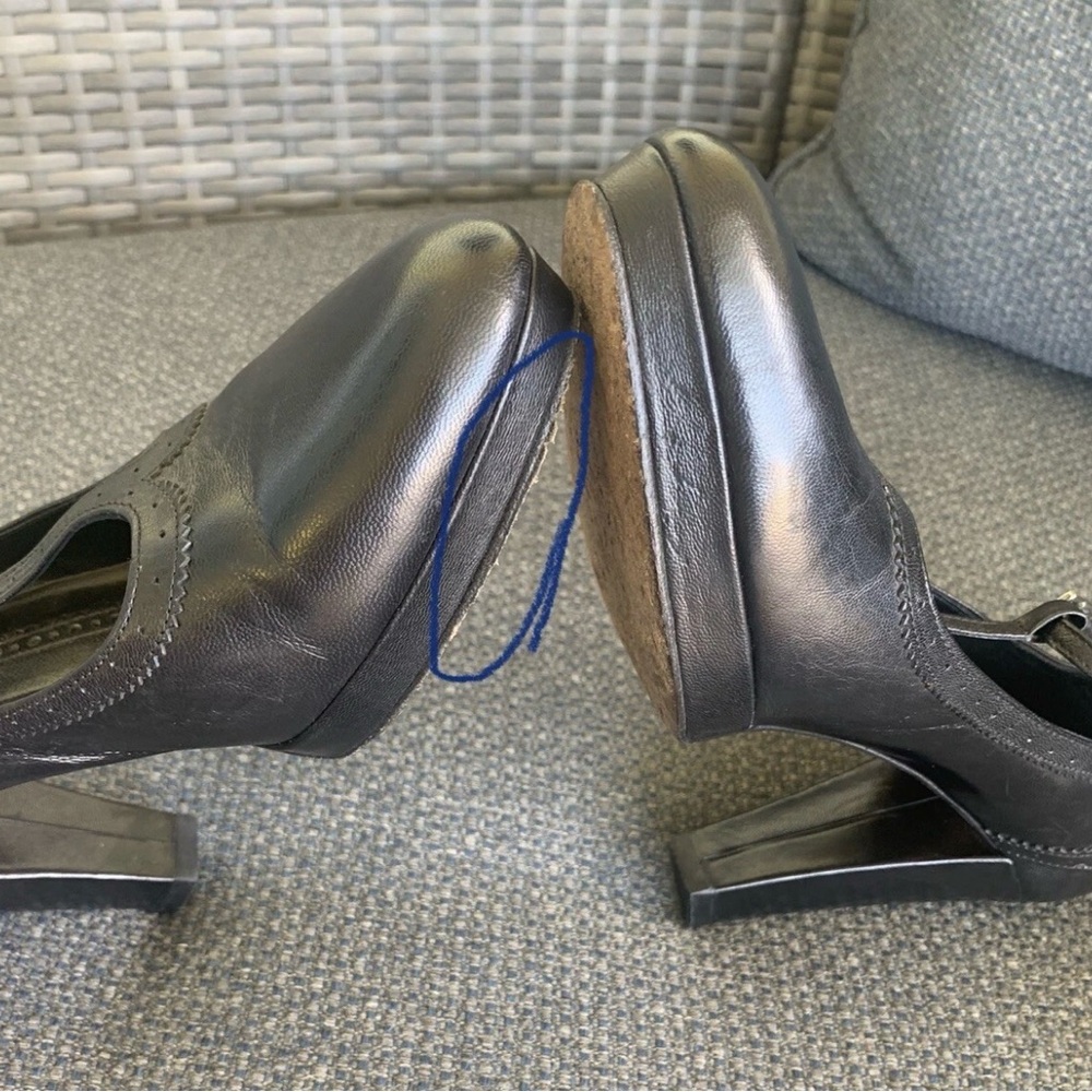 Brooks Brothers Black Leather Heels - Picture 10 of 10